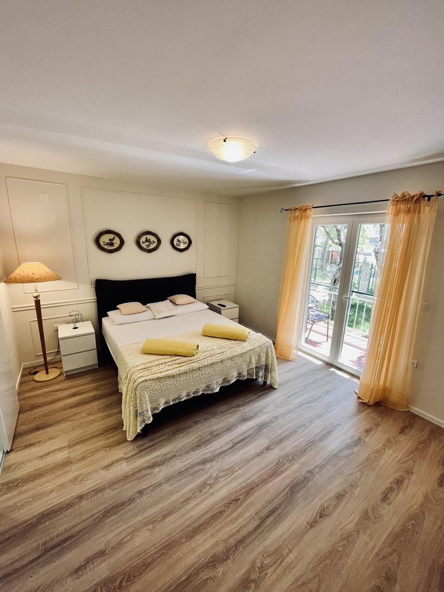 Apartments And Rooms With Parking Space Makarska - 18028 ห้อง รูปภาพ